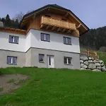 Bio-bergbauernhof Moeslhof アパート *